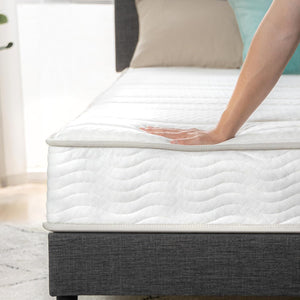 Zinus Queen Mattress - 8 Inch Foam and Spring Hybrid Mattress, Affordable Mattress, CertiPUR-US Certified Foam with Pressure Relief, Mattress in a Box, 10-Year Warranty, Queen Size