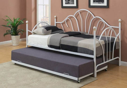 White Metal Frame Bed - DirectBed