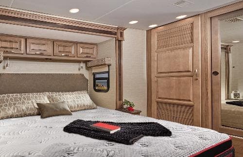 RV Short Queen Prince of Wales - 14" Luxury Plush Posture Support Pillowtop - DirectBed | Mattress Stores Hamilton, Niagara Falls, St Catharines, Stoney Creek, Burlington, Oakville, Ancaster